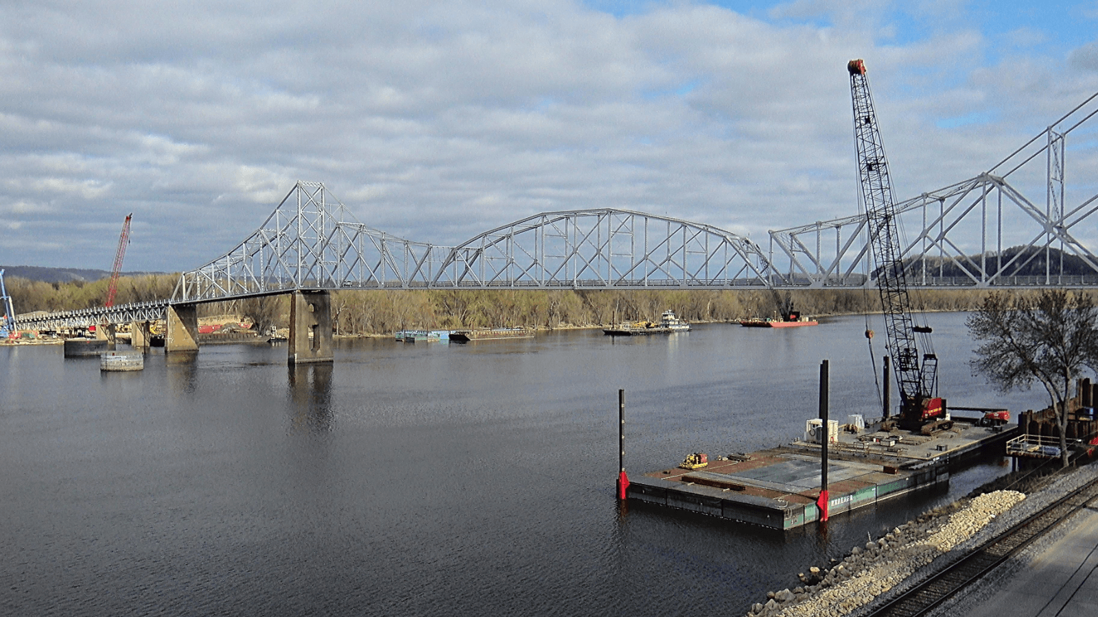 Lansing Bridge reopens after being closed nearly 2 months for emergency repairs